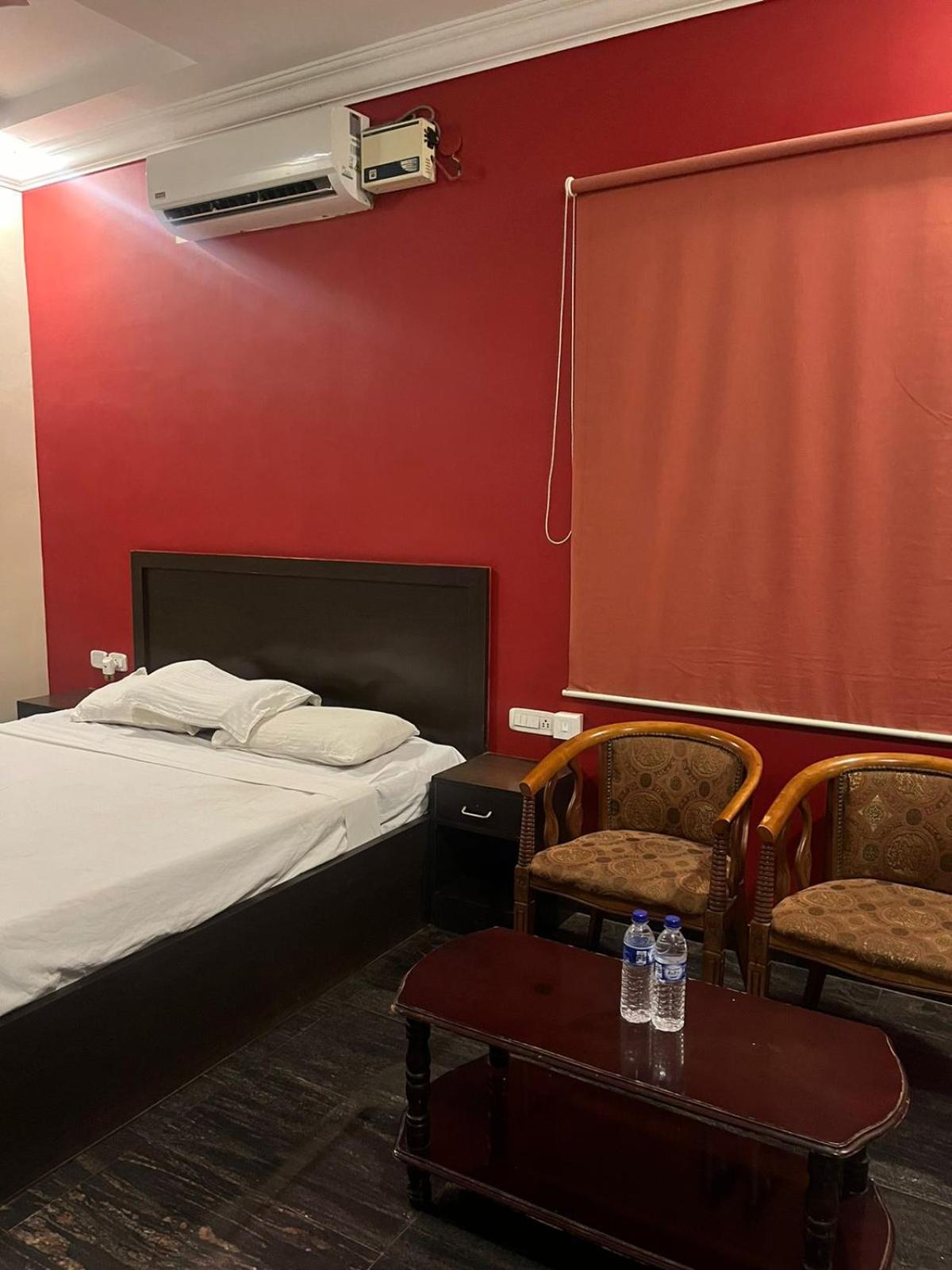 The Alp Hotel Bypass Road Madurai Extérieur photo